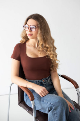 Футболка жіноча